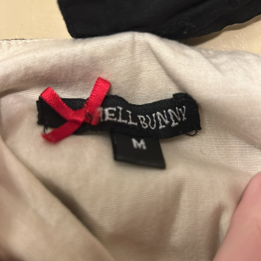 Hellbunny dress - Picture 3 of 4